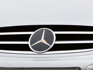 Frontgrill sort/krom, Mercedes CLK (W209)